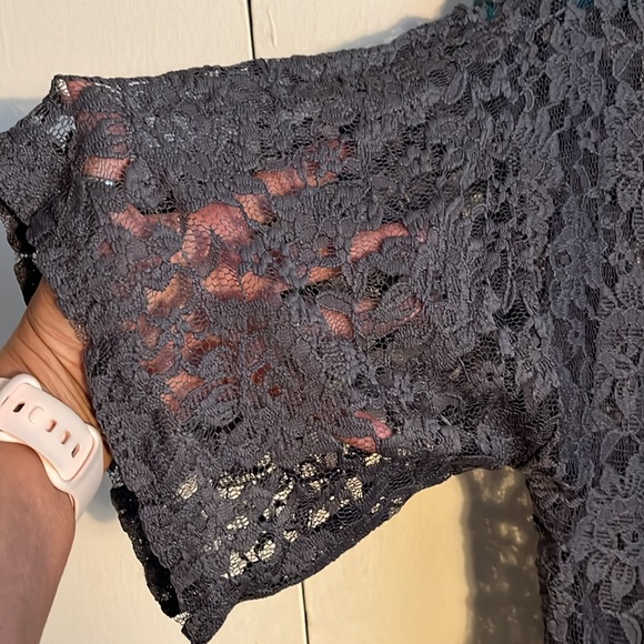 Absolutely GORGEOUS! Lace luLa Roe Monroe kimono 🫶🏼 - Picture 2 of 5